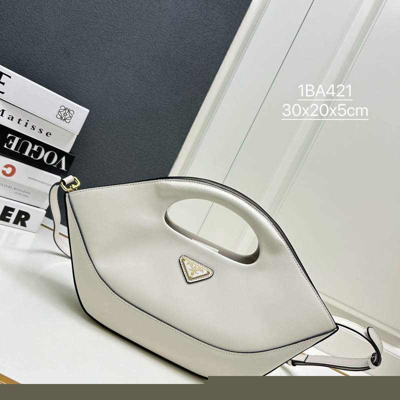 Pra*a top handle bags